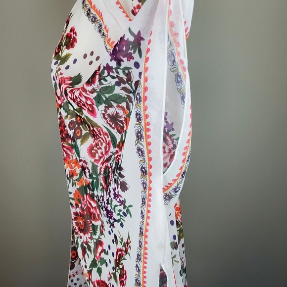 Floral Kimono Style Top / Cover Up - Picture 6 of 8